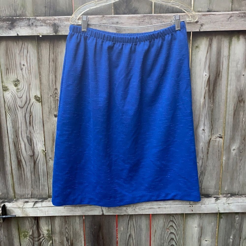 Blue skirt sz. L
